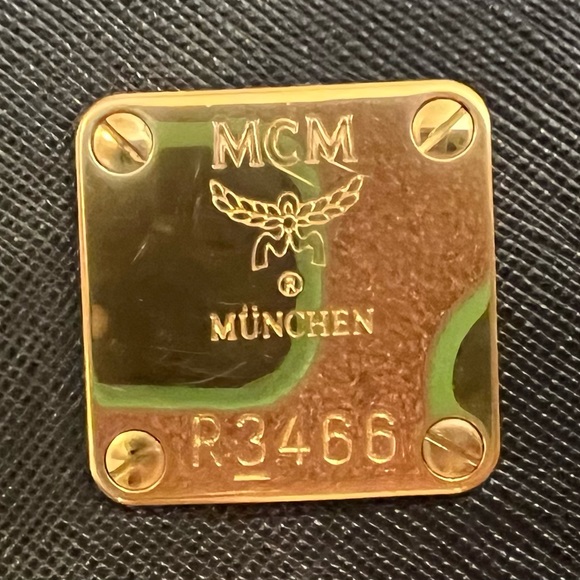 MCM Bag Large size Nice organization (Black) - Picture 12 of 12